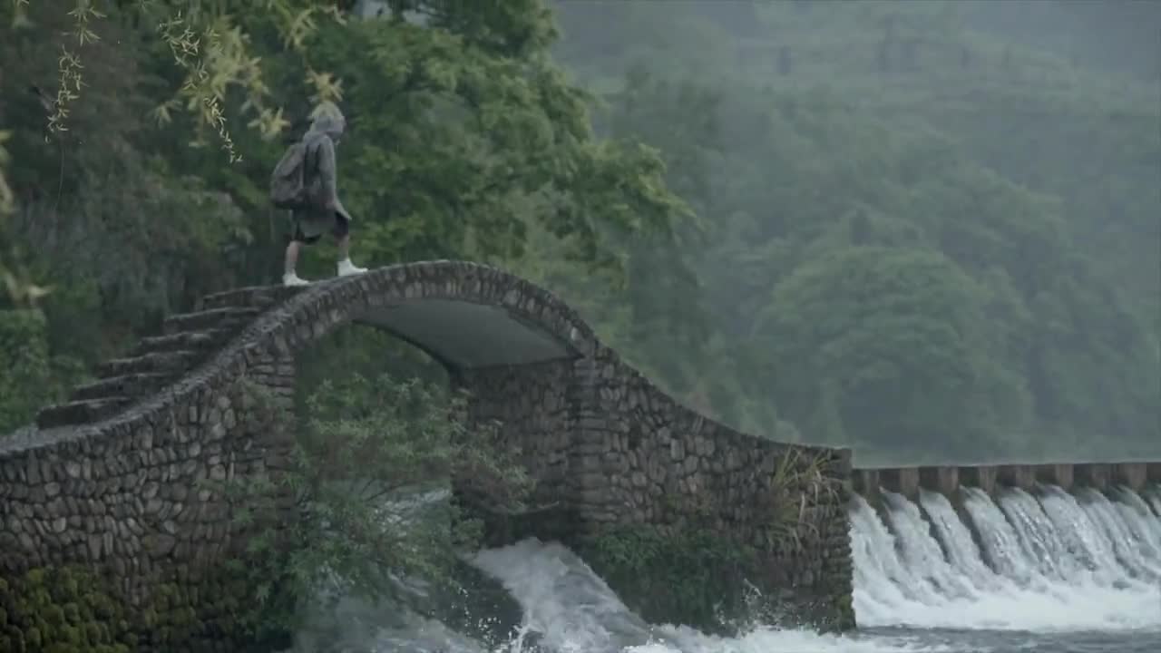 戶外野餐紀(jì)錄片《春雨中的蝦仔炒蛋》